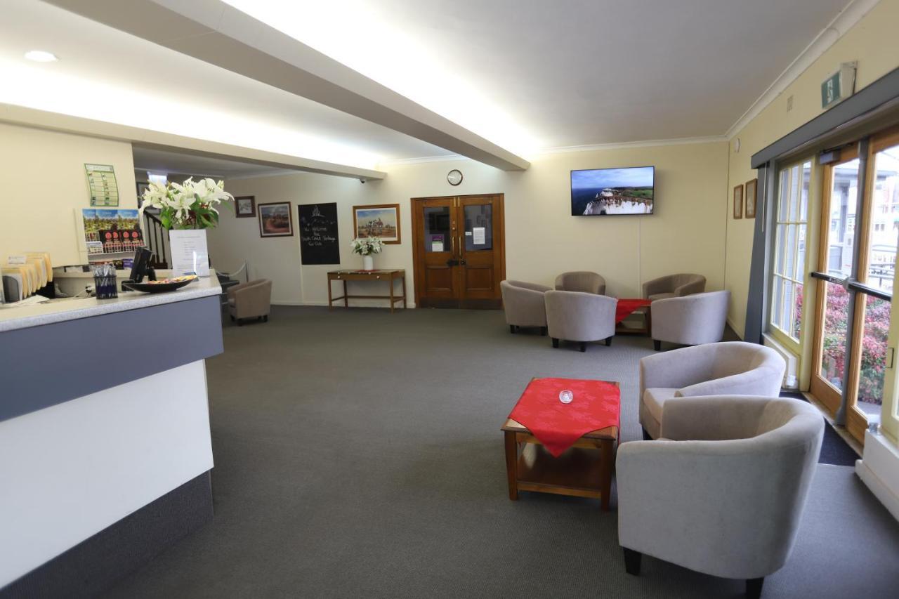 Townhouse Motel קווארה מראה חיצוני תמונה