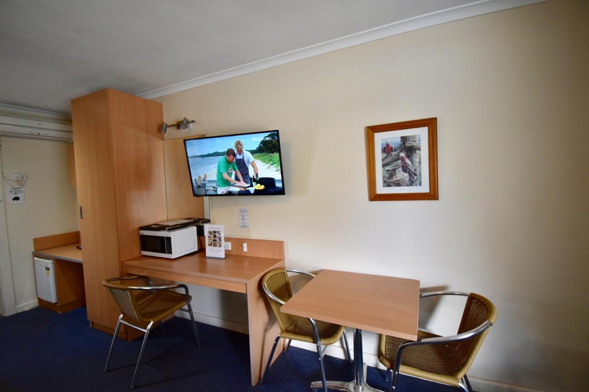 Townhouse Motel קווארה חדר תמונה